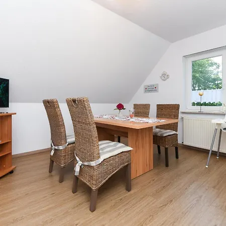 Zur Kuhweide Apartment